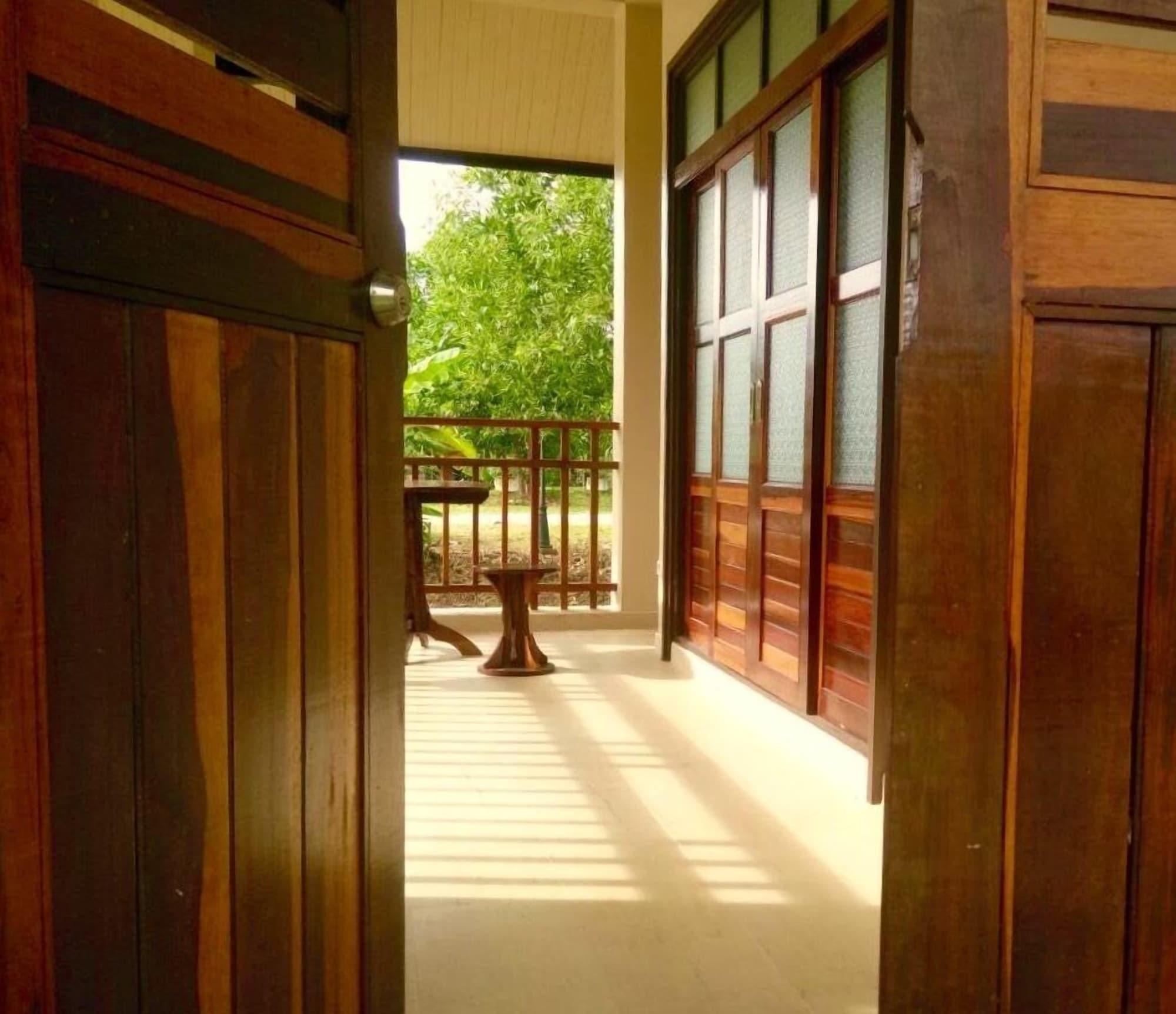 Lantala Residence Takua Thung Dış mekan fotoğraf